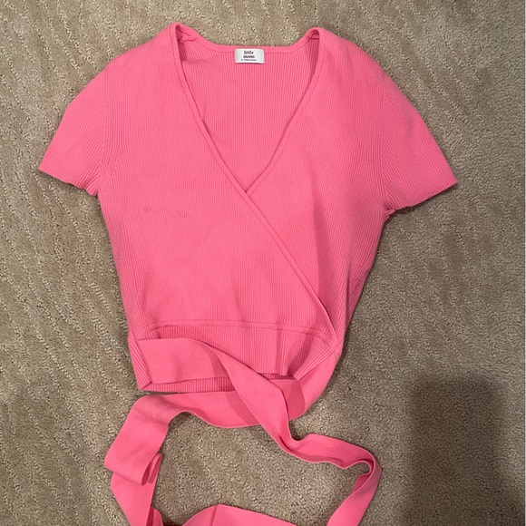 Aritzia pink tie top - Picture 1 of 3